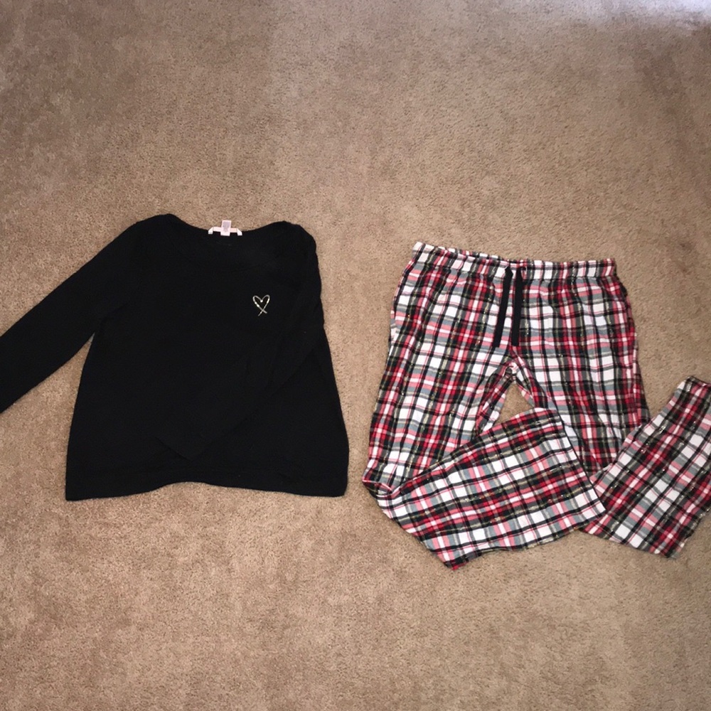 Victoria’s Secret Pajama Set!